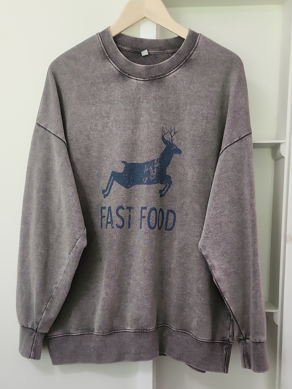Funny Fast Food Deer Hunting Graphic Sweatshirt Crewneck Mineral Wash XL NWOT